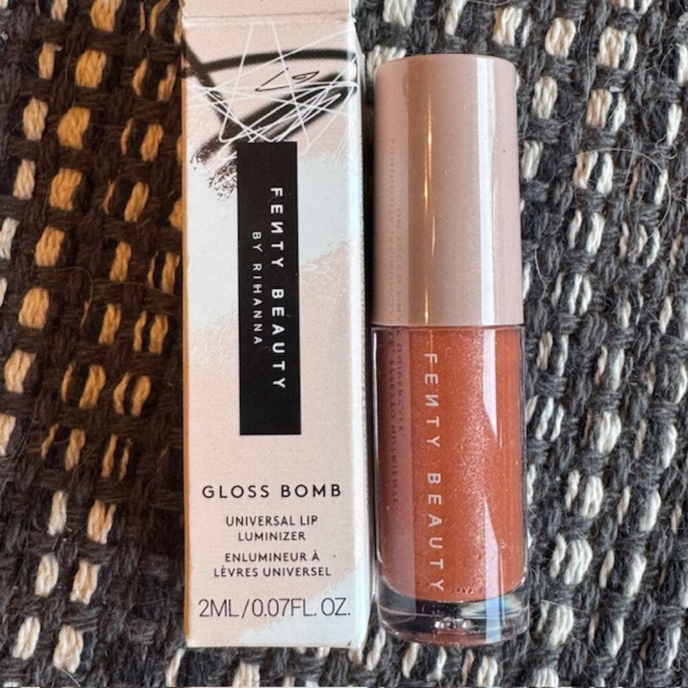 New Fenty GLOSS BOMB Universal Lip Luminizer - Fenty Glow